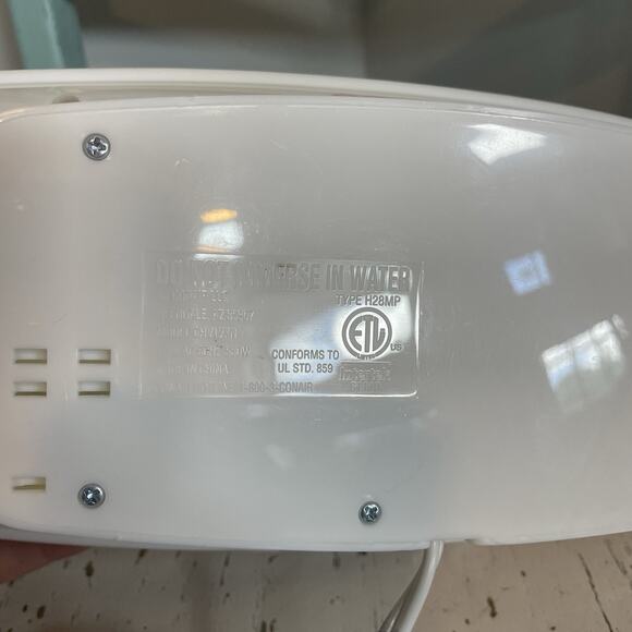 Conair Big Curls and Waves Jumbo Ceramic Hot Rollers 1 1/2 Inch - Pink - Picture 9 of 9